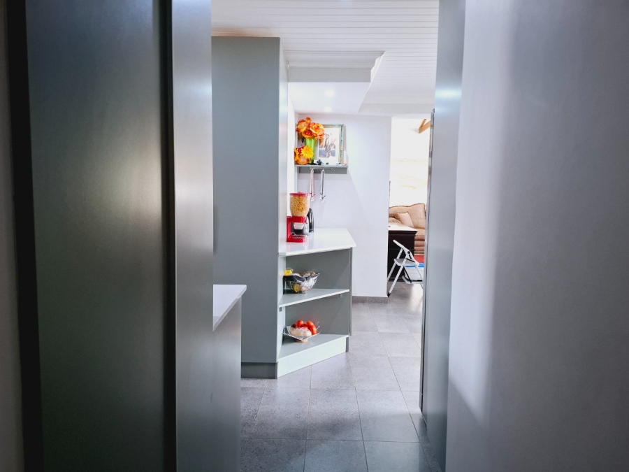 4 Bedroom Property for Sale in Generaal De Wet Free State